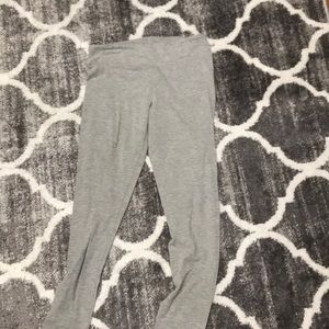 grey leggings